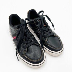 Levi’s Black Sneakers